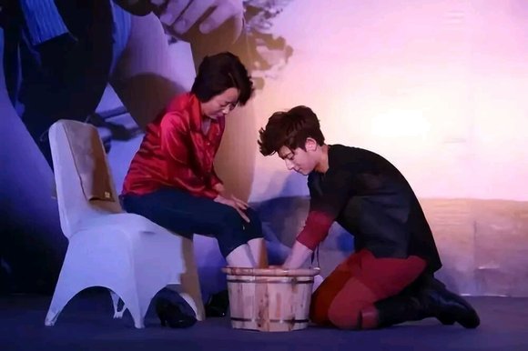 ”为什么孝顺的人都会发家致富！我来告诉你！