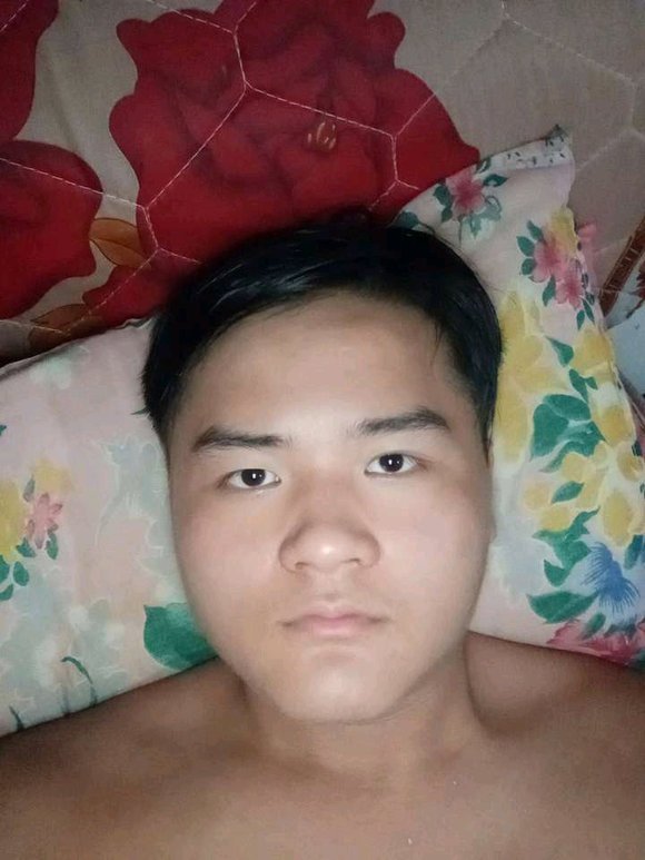 ”我这种长相怎么样？有女的会喜欢吗？