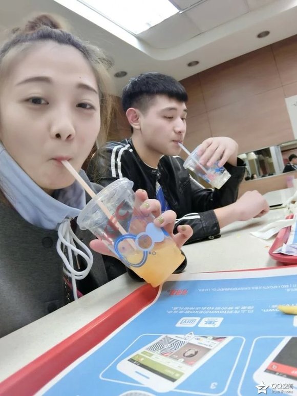 ”【青春励志】屌丝变男神，戒色前后对比