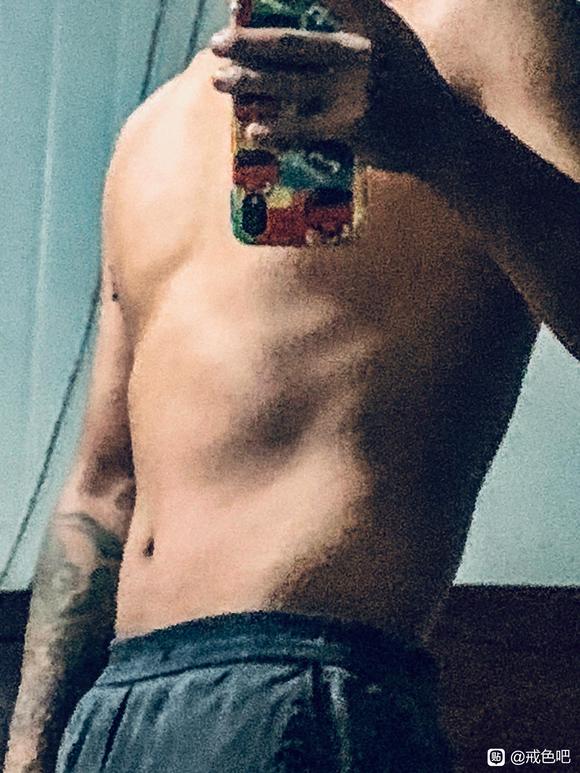 ”戒色第五天患有重度抑郁症和焦虑症健身第三天一直在改变一直在戒一