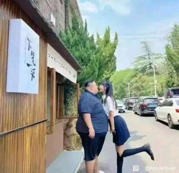 ”谈恋爱就是要钱和时间吗？