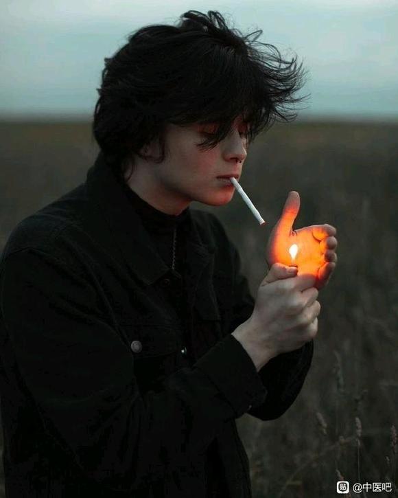 ”【学术交流】浅谈戒色和戒烟的关系