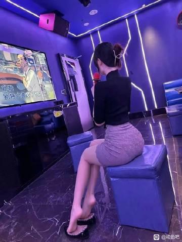 ”聊聊吧？嗯！