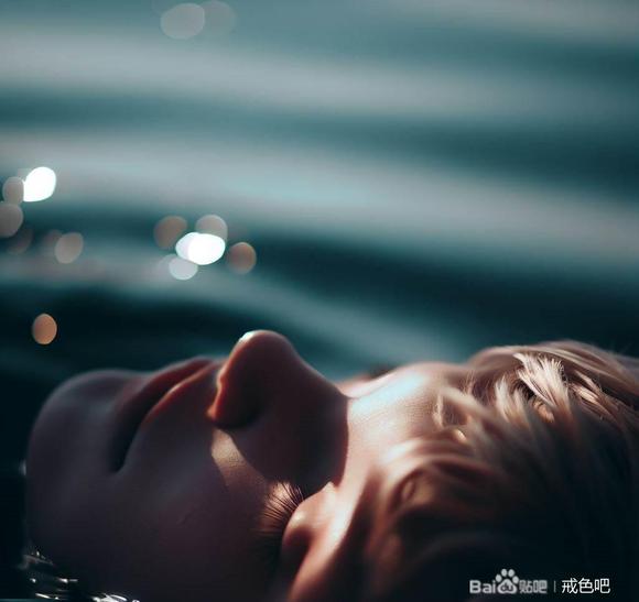 ”走出独处，发现美好世界！