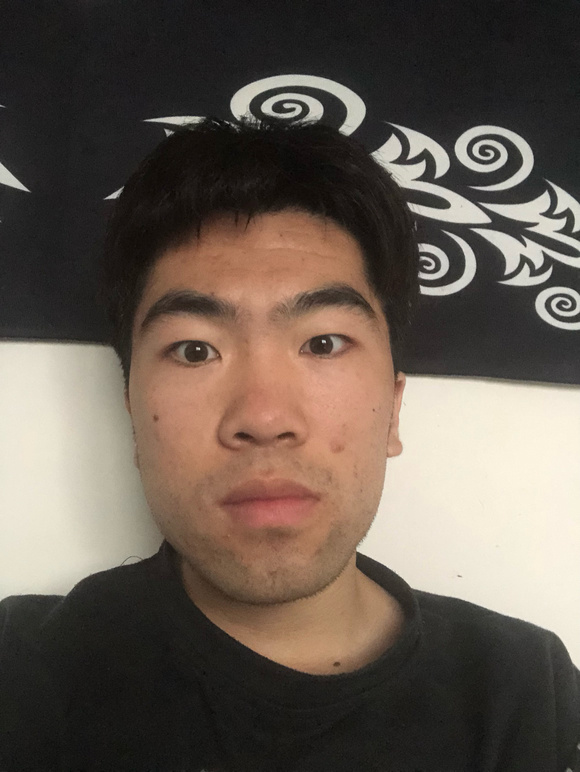 ”sy9年现在脑子懵懵