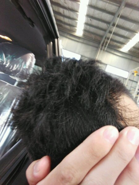 ”有没有戒色后头发变直变柔顺的？