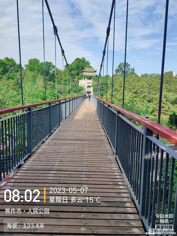 ”坚持戒色，坚持跑步，晨跑打卡10公里