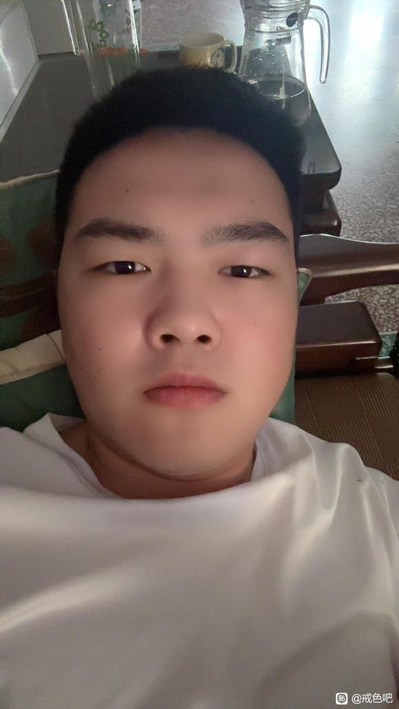 ”让自己充满正能量，戒除邪淫。努力让自己的保持精力充沛