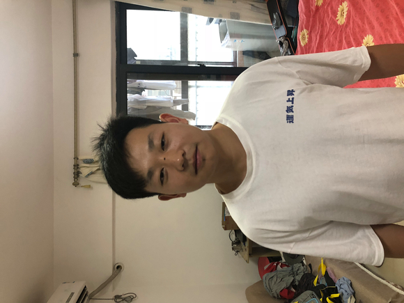 ”自我成长后的自我对比。5年半的变化，我自己都笑了~