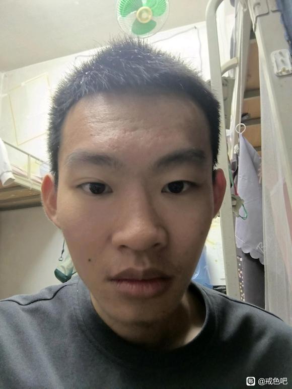 ”sy12年了，我是不是很丑