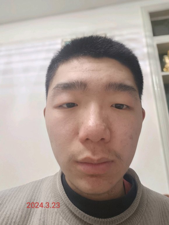 ”记录相貌吧，每天晚上拍照