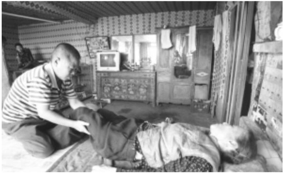 ”矮人孝子，孝感天地